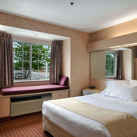 Microtel Inn & Suites By Wyndham Syracuse Baldwinsville Exterior photo